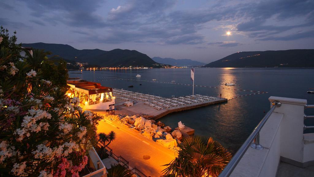 Hotel Perla Herceg Novi Exterior foto